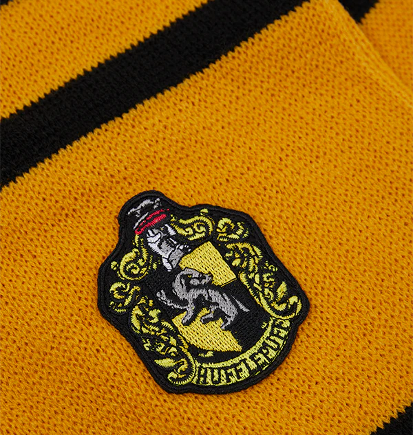 Hufflepuff Knitted Crest Scarf - Image 3
